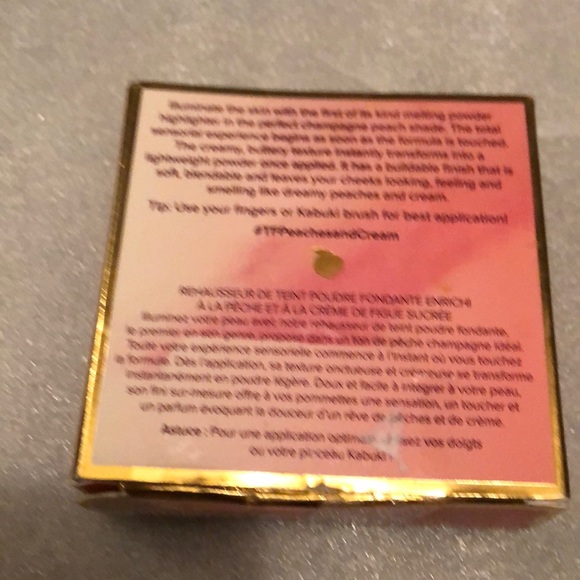 💗 Too Faced Peach Frost Illuminator - Picture 7 of 8